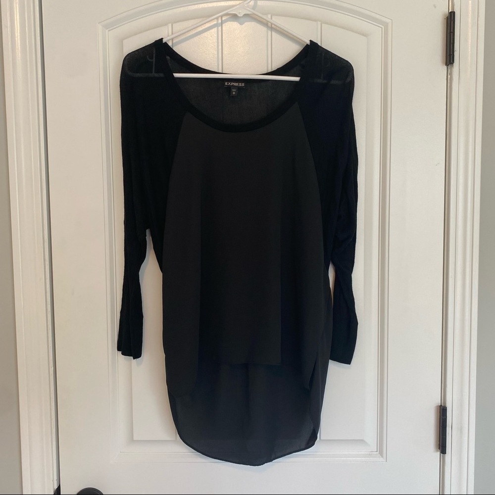 Express Women’s Black 3/4 Sleeve Sweater Size Medium